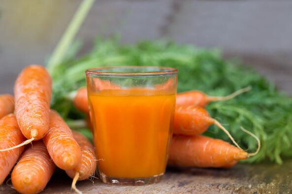 Сокът от моркови, използван от мъжете, стимулира сексуалната функция