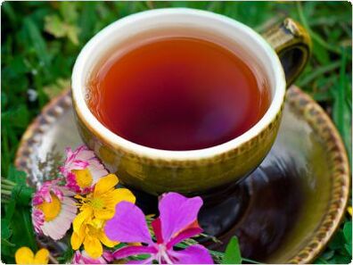 Приготвен Иван-чай от проблеми с потентността при мъжете